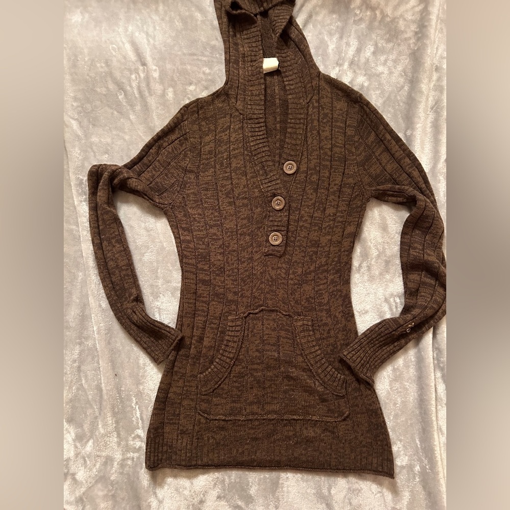 Long sleeve Roxy tunic hoodie. Brown size large